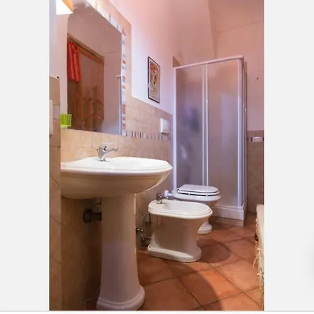 Intera Casa Da Sofia, In Pieno Centro Storico. * Lanciano
