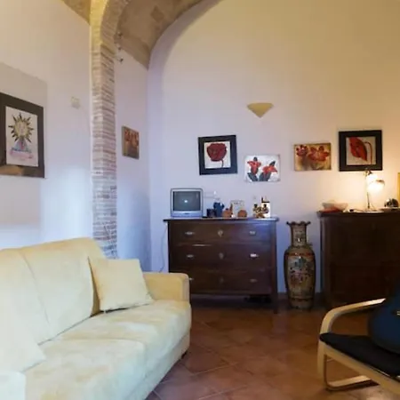 Intera Casa Da Sofia, In Pieno Centro Storico.