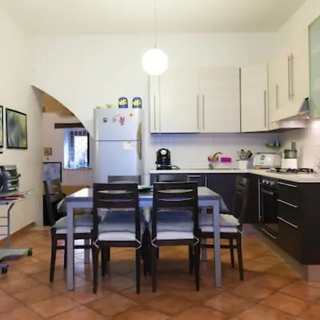 Apartment Intera Casa Da Sofia, In Pieno Centro Storico. Lanciano